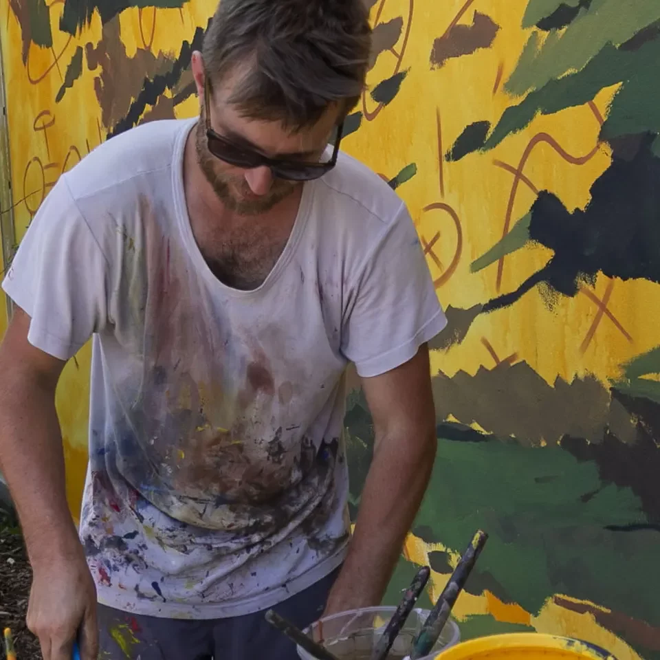Apaiz, street artiste à Saint Paul Lès Dax pour le festival Muralis.